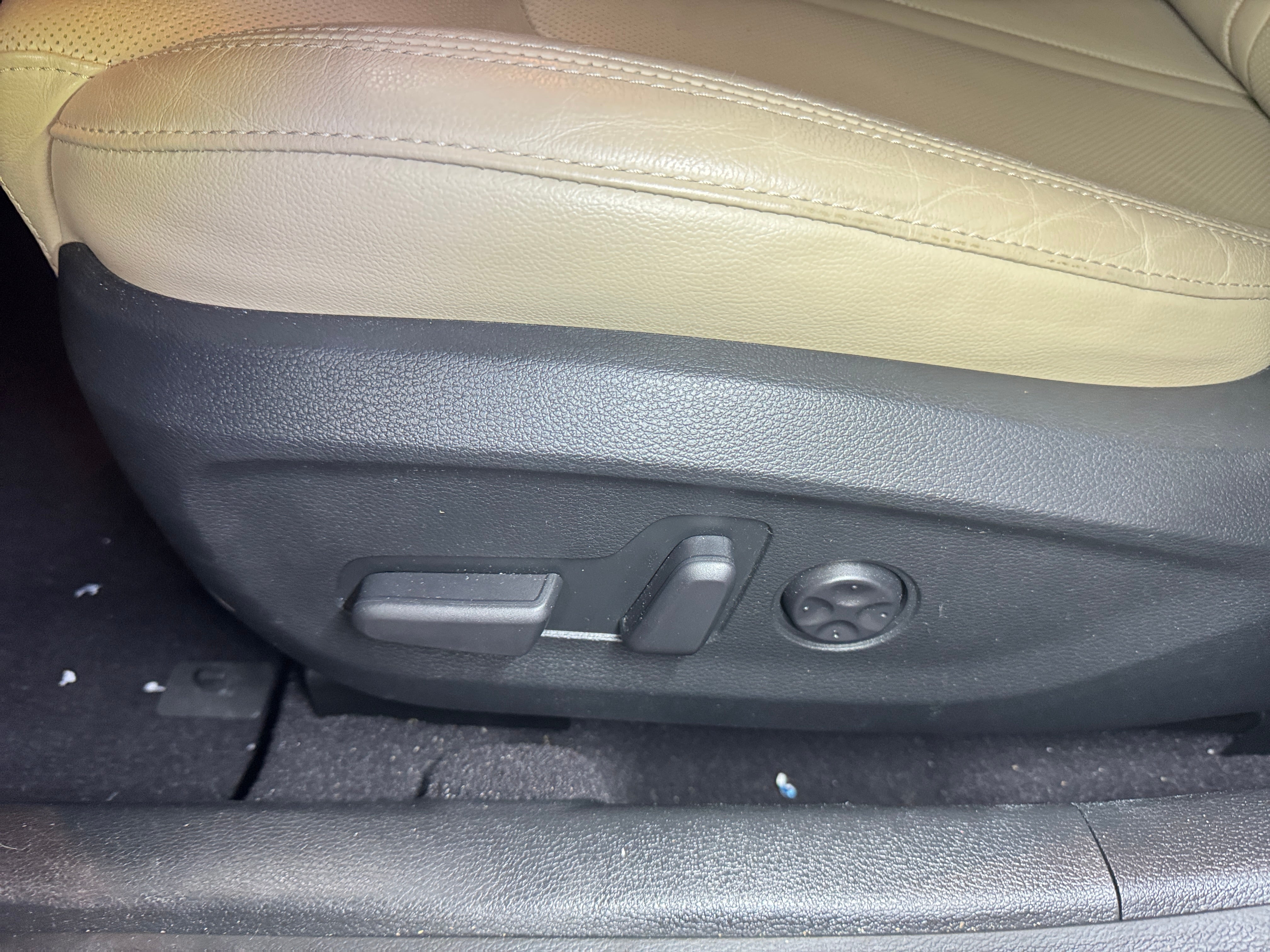 hyundai sonata hybrid 2017 KMHE34L16HA047964 image hyundai sonata hybrid 2017 KMHE34L16HA047964 image